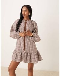 ASOS - Vestido Corto A Cuadros Marrones Con Cintura Baja, Ribete De Encaje Y Detalle De Volantes De - Lyst