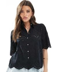 ONLY - Camicia A Maniche Corte Nera Traforata - Lyst