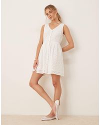 Brave Soul - Robe courte en broderie anglaise - Lyst