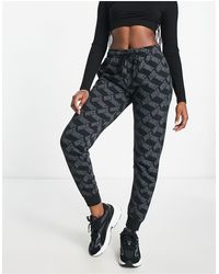 nike black essentials slim trackies
