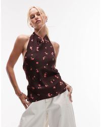 Mango - Top satiné à fleurs avec encolure drapée et dos ouvert - chocolat - Lyst