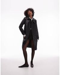 Mango - – mittellanger trenchcoat aus em kunstleder - Lyst