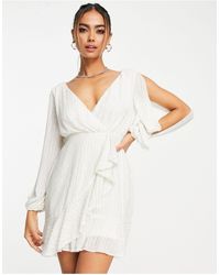 Vestido cruzado lentejuelas stradivarius hot sale