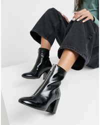 Stivaletti Plateau Incisi Cerniera Anteriore Nero | Stivali e Stivaletti  Bershka Donna \u003e New Wash
