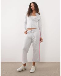 ASOS - Co-ord Capri Length joggers With Contrast Pink Stripe - Lyst