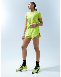 PUMA - Pantalones Cortos De 3" Amarillo Lima Para Correr Run Favourite Velocity De -Verde - Lyst