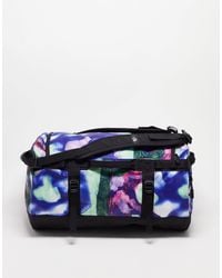 The North Face - X alfie kungu – base camp – kleine beuteltasche mit buntem muster, 50 l - Lyst