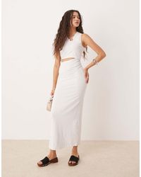 ASOS - Mouwloze Midi Jurk Met Uitsnijding En Ringdetails - Lyst