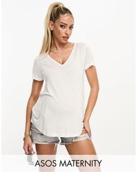 ASOS - Asos design maternity – legeres t-shirt mit v-ausschnitt - Lyst