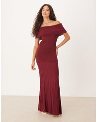 Pretty Lavish - Off The Shoulder Knitted Maxi Dress With Pleated Skirt - Lyst
