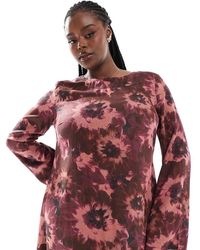 ASOS - Vestido Midi Rojo Con Cuello Barco, Detalle De Pico En La Espalda Y Estampado Floral Difuminado De Viscosa De Asos Design Curve - Lyst