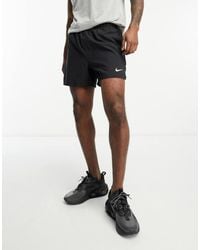 Nike - Pantalones Cortos De 5" Negros Challenger Dri-Fit De - Lyst