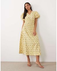 Y.A.S - Plunge Front Ruched Ditsy Floral Maxi Dress - Lyst