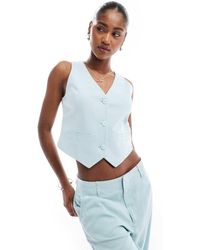 Stradivarius - Cropped Gilet Van Linnenmix Met Open Achterkant - Lyst