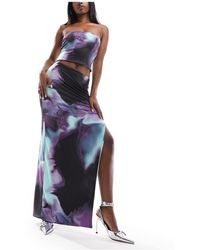 Missy Empire - Missy empire - jupe longue d'ensemble près du corps avec large fente sur le côté - violet marbré - Lyst