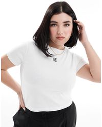4th & Reckless - Exclusive Cropped Embroidered Logo Detail T-shirt - Lyst