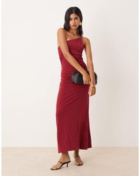 Mango - Robe longue et asymétrique avec bretelle torsadée - bordeaux - Lyst