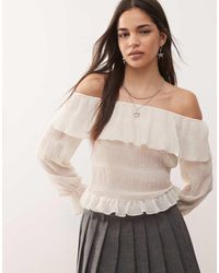 Motel - Kalena Ruffle Off-shoulder Long Sleeve Blouse - Lyst