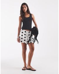 ONLY - Tailored Linen Blend Shorts - Lyst