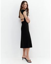 Pull&Bear - – kurzärmliges midikleid - Lyst