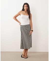 Mango - Geruite Midi Rok Met Gerimpelde Zijkant - Lyst
