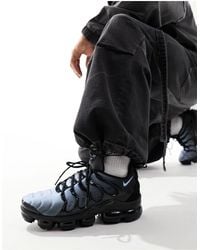Vapormax bleu cheap et gris