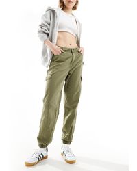 New Look - Pantaloni cargo kaki con fondo elasticizzato - Lyst