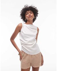TOPSHOP - Top Blanco Sin Mangas Con Detalle Anudado En El Lateral De -Rojo - Lyst