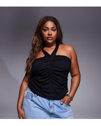 ASOS - Top Corto Ceñido Y Fruncido Con Cuello Halter De Asos Design Curve - Lyst