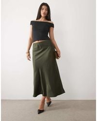 Nobody's Child - Eton Satin Mid Rise Elasticated Waist Midi Skirt - Lyst