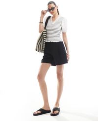 Stradivarius - Pantaloncini Sartoriali Neri - Lyst