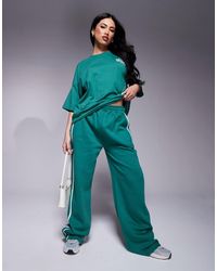 Kaiia - Joggers Verdes De Pernera Ancha Con Raya Lateral De (Parte De Un Conjunto) - Lyst