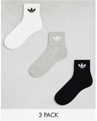 adidas Originals - Confezione da 3 paia di calzini alla caviglia bianchi, grigi e neri - Lyst