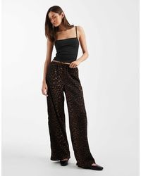 ONLY - Pantalon plissé ample à imprimé animal - Lyst
