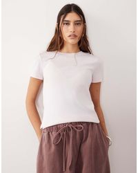 ARRANGE - Sculpted Crew Neck T-Shirt - Lyst