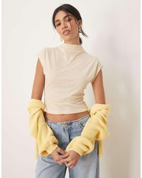 ASOS - T-Shirt Accollata Color Crema A Coste Dalla Mano Asciutta - Lyst