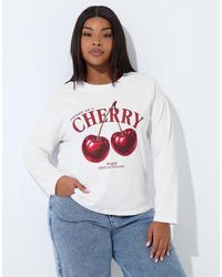Yours Clothing - Cherry Graphic Oversized T-Shirt - Lyst