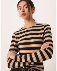 ASOS - T-shirt court rayé à manches longues - neutre - Lyst