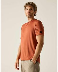 Regatta - T-Shirt Comoda Color Mattone - Lyst