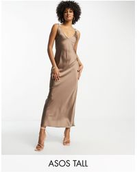 ASOS - Asos design tall - robe nuisette mi-longue en satin effet color block avec dos élastique - moka et gris - Lyst