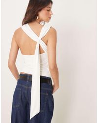 ASOS - Top Van Polyamide Met Rechte Hals En Gedrapeerd Detail Aan De Achterkant - Lyst