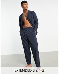 Heren Kleding voor voor Nacht ASOS Katoen Pyjamaset Met Overhemd En Broek in het Blauw voor heren en slaapmode voor Pyjamas en loungekleding 