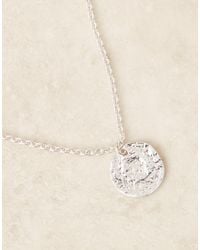 ASOS - Collier effet usé avec pendentif pièce - Lyst