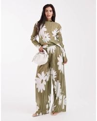 Object - Pantaloni Plissé A Fondo Ampio Oliva Con Stampa A Fiori - Lyst