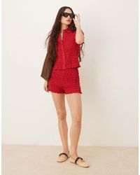 ASOS - Mini-short d'ensemble à détails froncés - rouge - Lyst