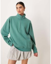 Abercrombie & Fitch - Felpa Con Zip Corta E Dettaglio A Righe - Lyst