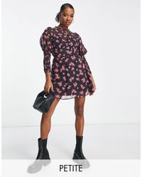 Miss Selfridge - Petite - robe courte en mousseline avec détails corset et imprimé à petites fleurs - Lyst