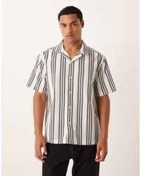 ASOS - Camisa A Rayas Negras Holgada Con Cuello De Solapas De -Neutro - Lyst