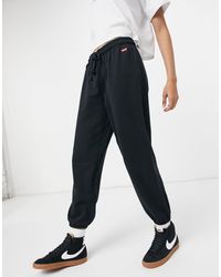 Track pants and sweatpants for Women 
