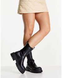 Missguided Calf High Boots With Chunky Sole - Black